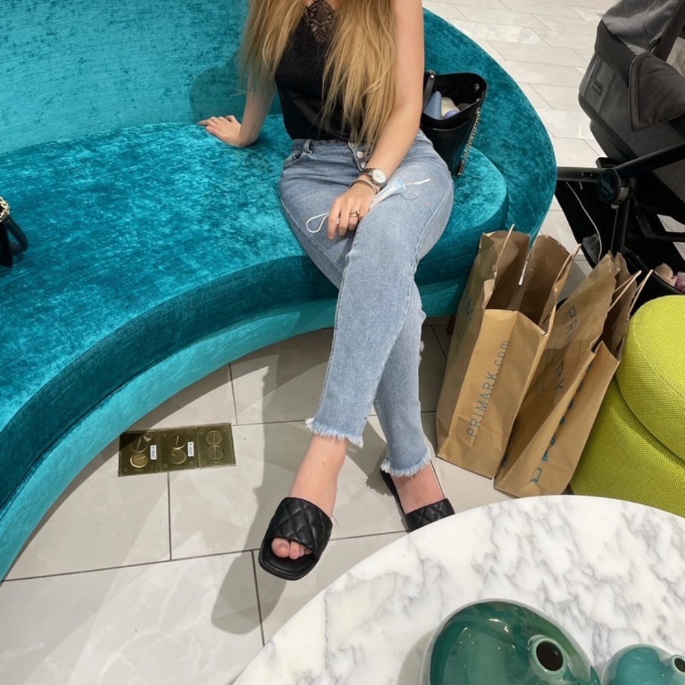 Jeans - Picture 6 of 6